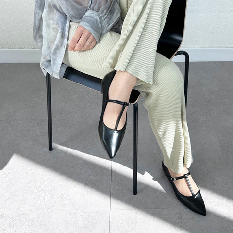 30%OFF:2025SS:Tストラップ フラットシューズ(4796)ブラック/mamian(マミアン)