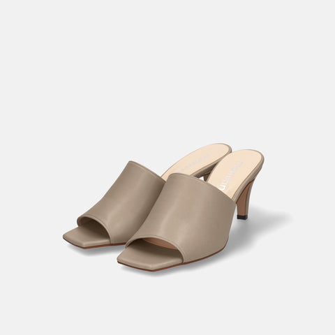 2026SS：シンプル スタイル ミュール（733）グレージュ